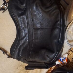 Black leather Giani Bernini purse